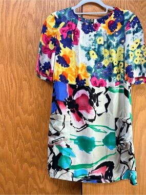 Walter silk Floral Multicolor Short Sleeve Shift Dress Size 4